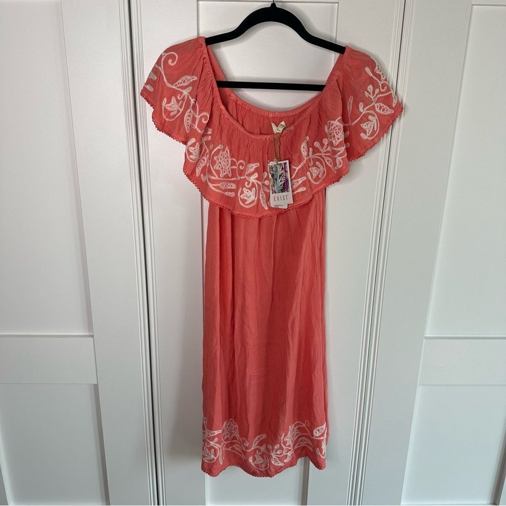 NWT Exist Embroidered Coral Dress Medium (r1)